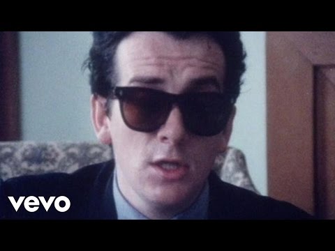 Elvis Costello &amp; The Attractions - Good Year For The Roses