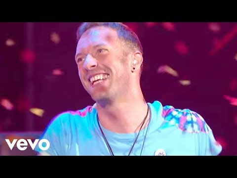 The Chainsmokers &amp; Coldplay - Something Just Like This (Live at the BRITs)