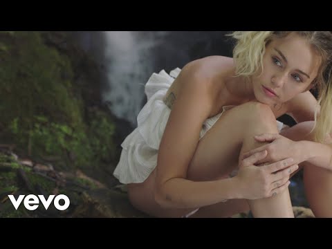 Miley Cyrus - Malibu (Official Video)
