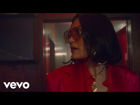 Jessie J - I Want Love (Official Music Video)