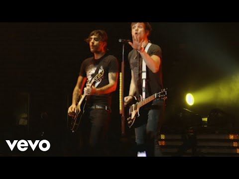 Boys Like Girls - Five Minutes to Midnight (from Read Between The Lines)