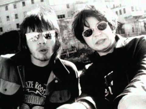Supergrass - Caught By The Fuzz (Official HD Video - US Version)