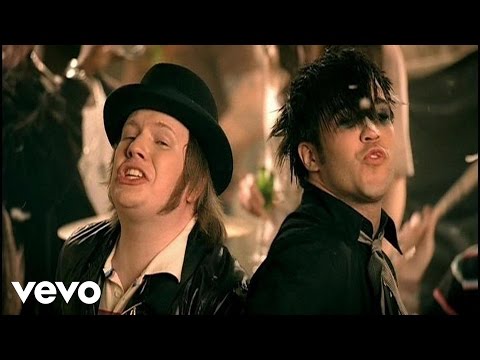 Fall Out Boy - This Ain&#039;t A Scene, It&#039;s An Arms Race (Official Music Video)