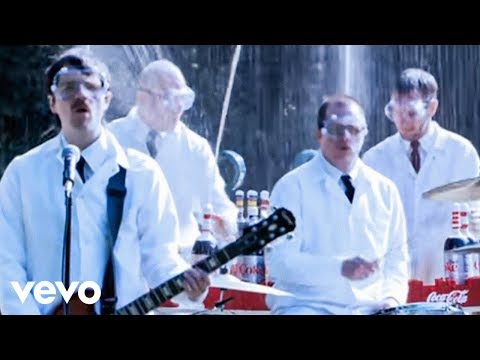 Weezer - Pork And Beans (Closed Captioned)