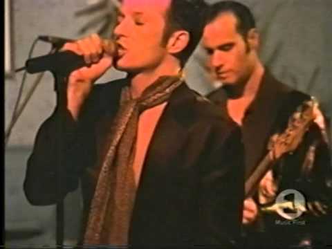 Stone Temple Pilots - Kitchenware &amp; Candybars (VH1 Storytellers, 2000-03-08)