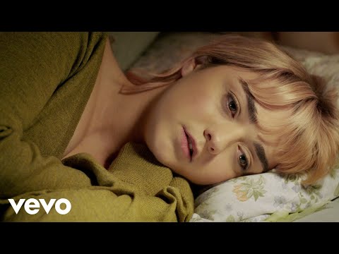 Freya Ridings - You Mean The World To Me (Official Video)