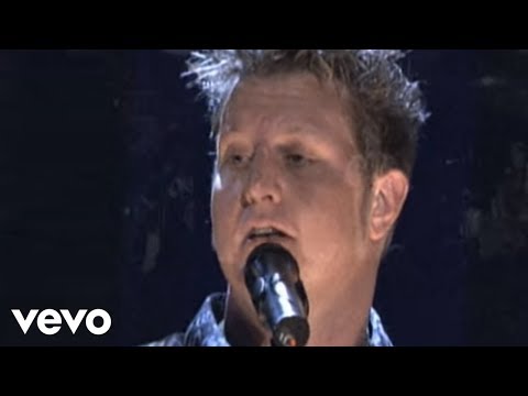 Rascal Flatts - I&#039;m Movin&#039; On (Official Music Video)