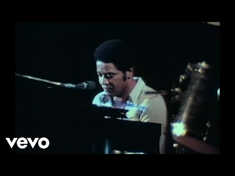 Bill Withers - Lean On Me (Live in Chicago, 1972)