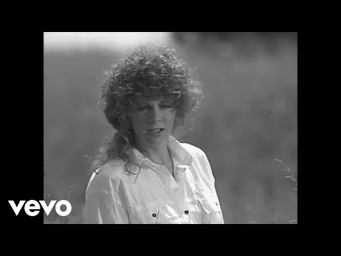 Reba McEntire - You Lie (Official Music Video)