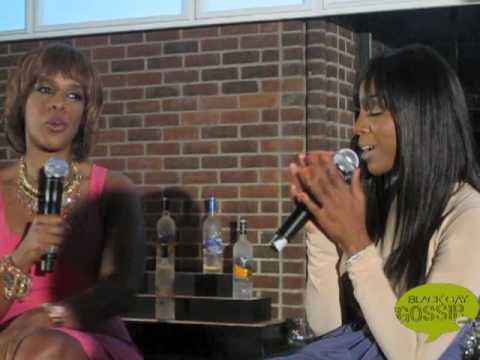 Kelly Rowland &amp; Gayle King &quot;Shake The Haters Off&quot;