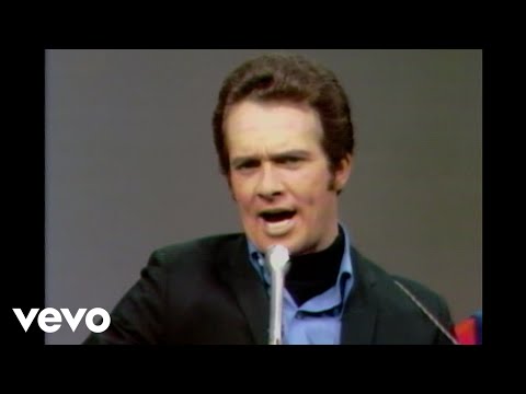 Merle Haggard - The Fightin Side Of Me (Live)
