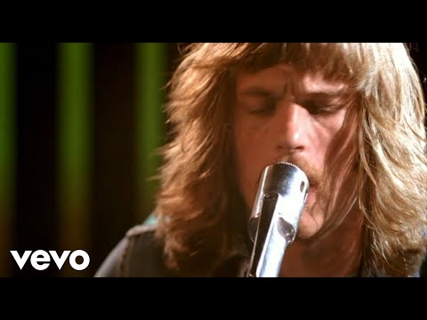 Kings Of Leon - Molly&#039;s Chambers (Official Music Video)