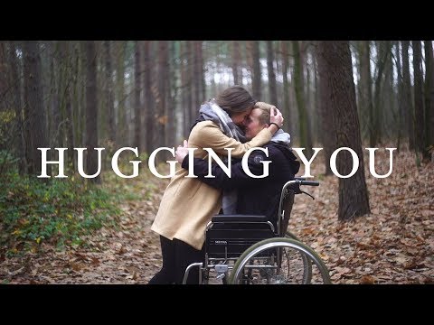 Tom Rosenthal feat. Billie Marten - Hugging You [Official Video]